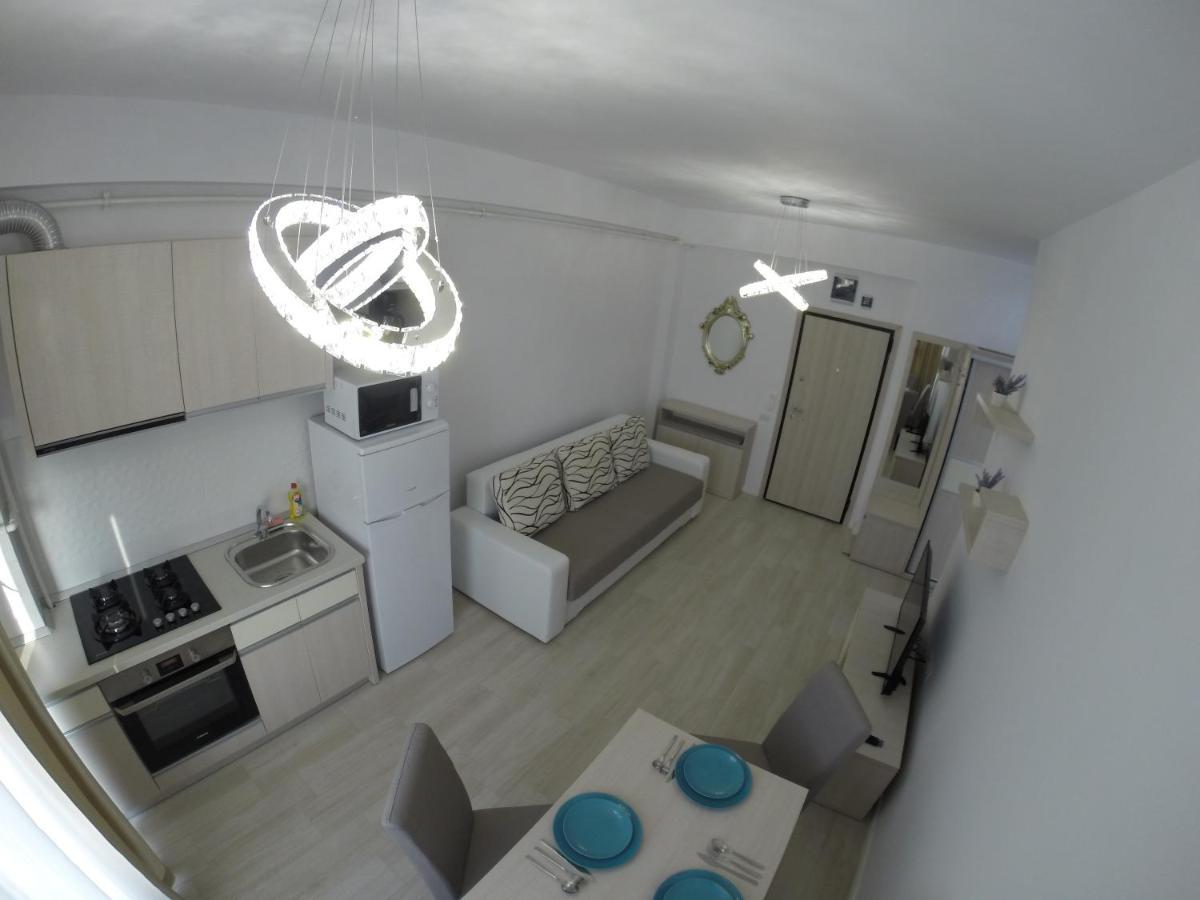 911 Cazare Mamaia Exterior foto